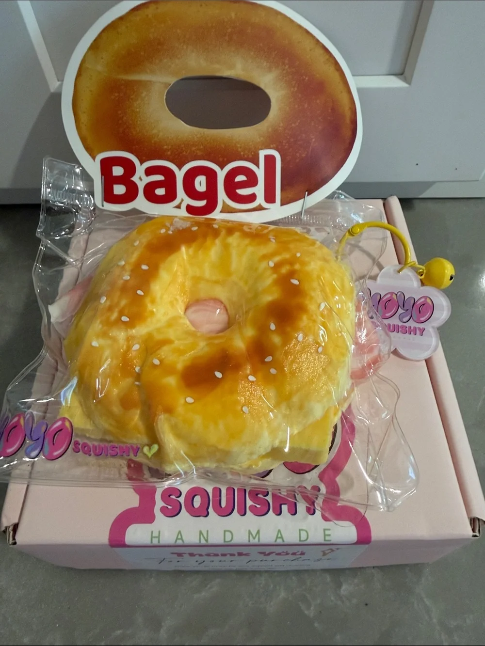 Yoyo squishy realistic taba bagel squishy